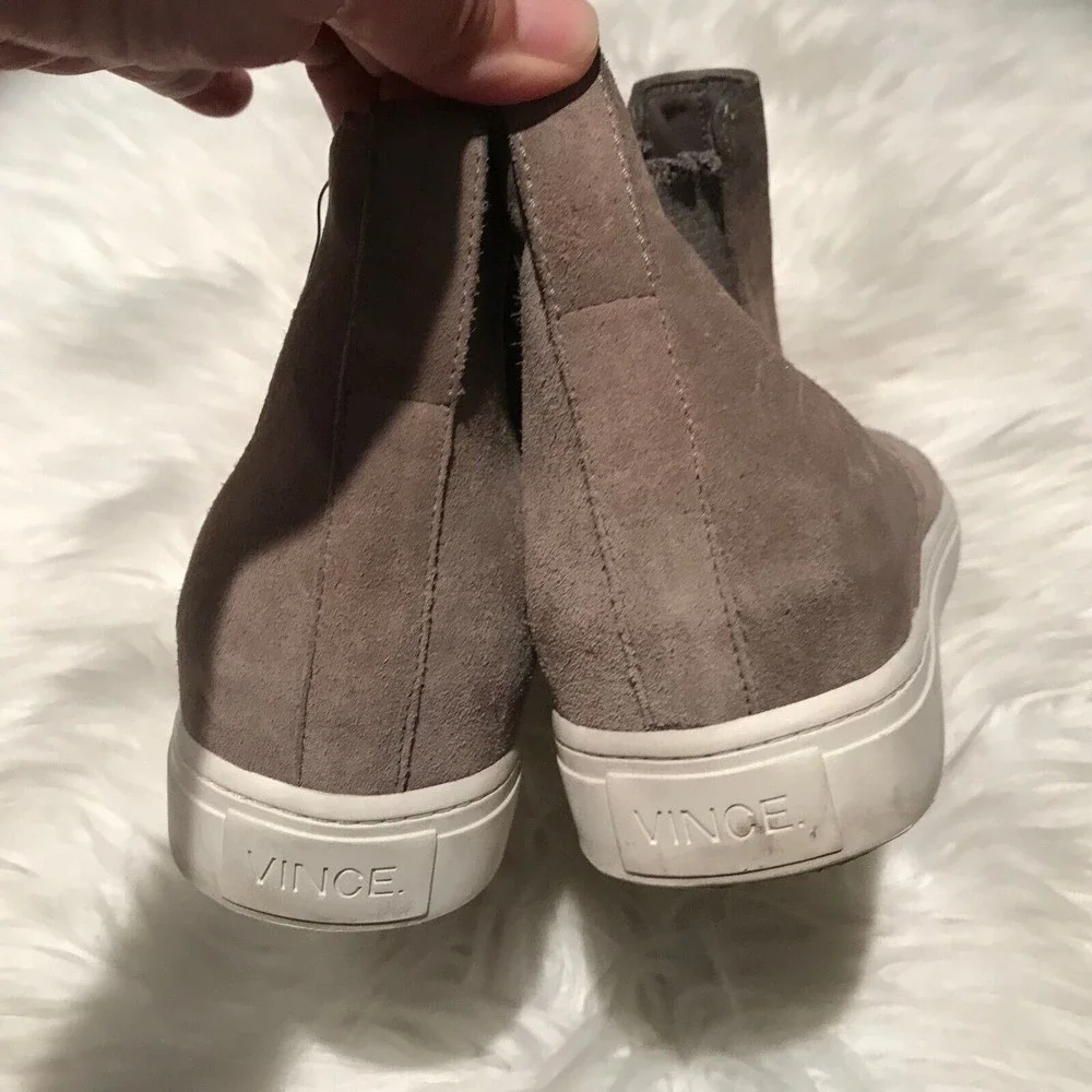 Vince Shoes Newlyn Chelsea High Top Sneakers Pull On Suede Cream Womens 7M EU37 - Picture 4 of 8